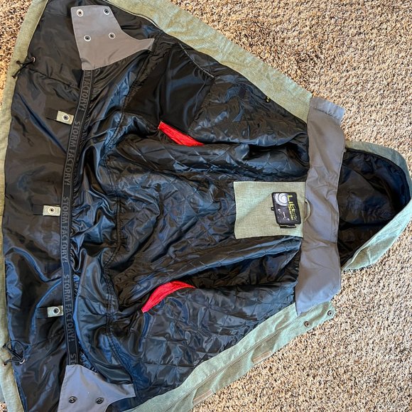 Lib Tech Snowboarding Jacket - Picture 2 of 4